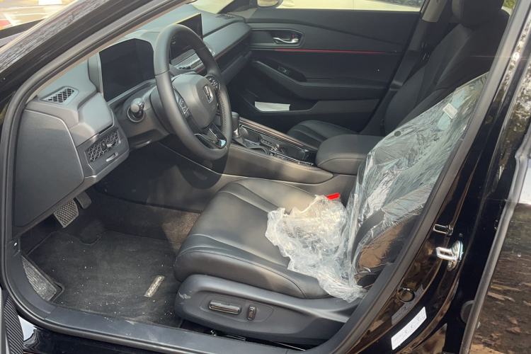 Used Honda Accord 2025 Sport Series 260TURBO Luxury Edition
