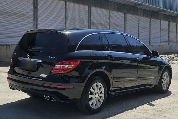 Used Mercedes-Benz R-Class 2014 R 320 4MATIC Business Model