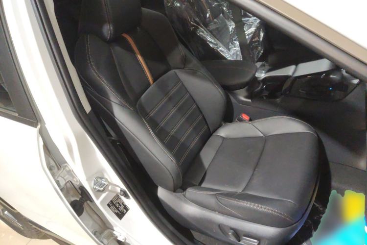 Used Toyota Wildlander 2024 2.0L CVT Two-Wheel Drive Luxury PLUS Edition
