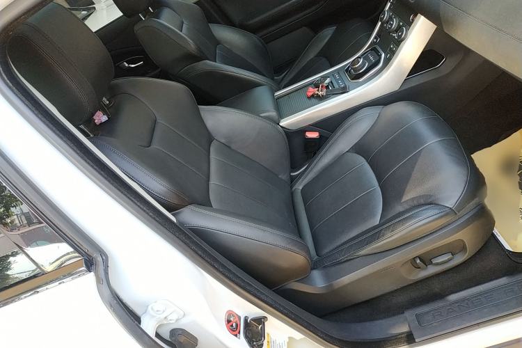 Used Land Rover Range Rover Evoque 2018 200PS PURE New Fashion Edition
