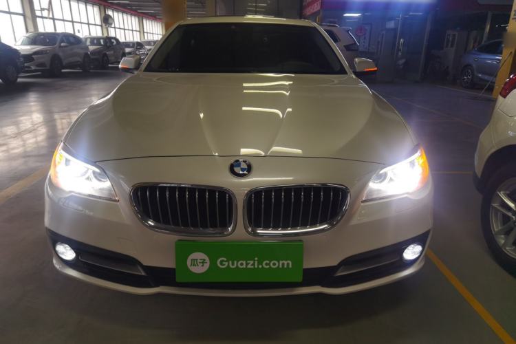 Used BMW 5 Series 2015 520i Elegant Edition
