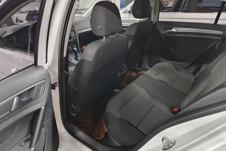 Used Volkswagen Golf 2017 230TSI Automatic Comfort Edition – Celebrating Milestone of One Million Units