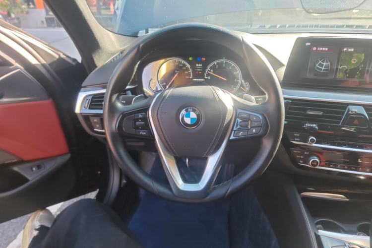 Used BMW 5 Series 2018 530Li Leading Model M Sport Package
