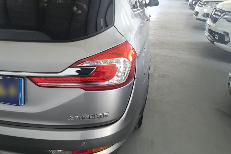 Used Baojun 310W 2017 1.5L Manual Fashion Model China V
