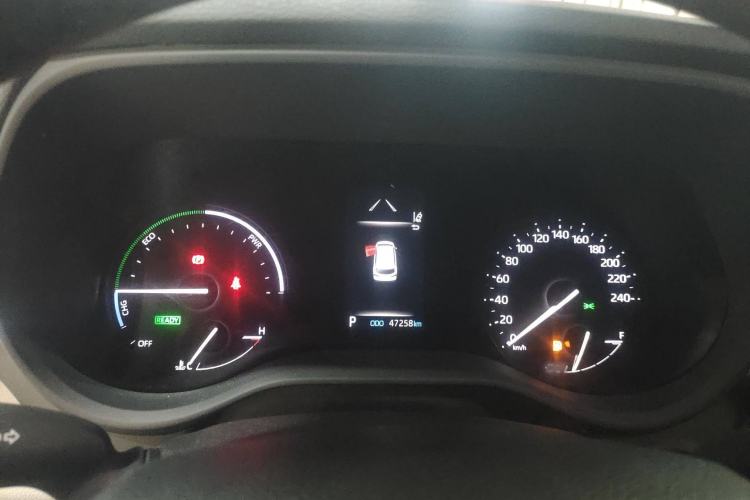 Used Toyota Sienna 2023 2.5L Hybrid Comfort Edition
