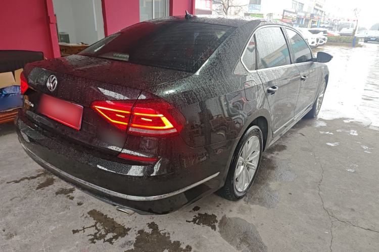 Used Volkswagen Passat 2017 330TSI DSG Luxury Edition
