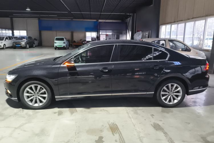 Used Volkswagen Magotan 2019 330TSI DSG Leading Model China VI Standard