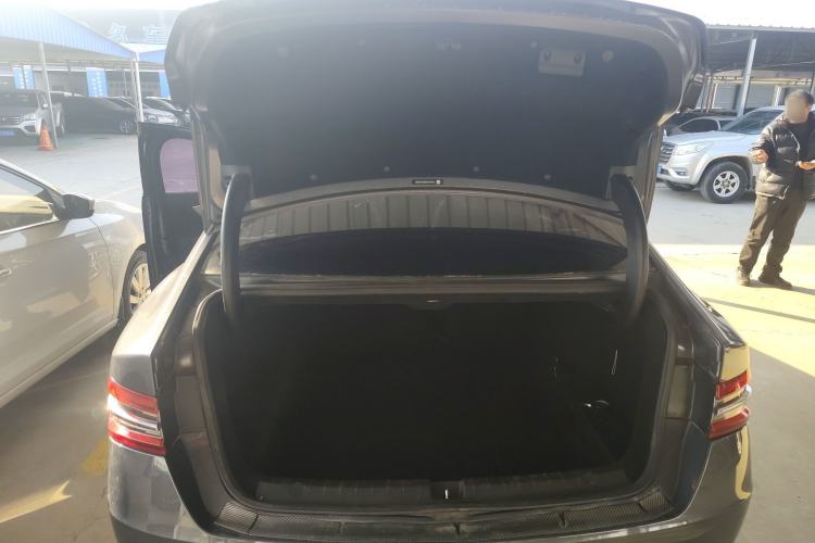 Used BYD Qin Pro New Energy 2019 DM Super Edition 1.5TI Automatic Smart Connect Speedy Model China VI Standard
