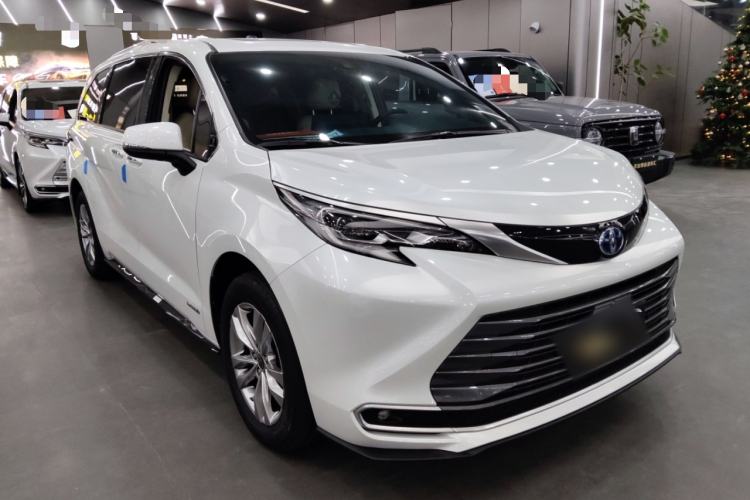 Used Toyota Sienna 2021 2.5L Hybrid Ultimate Edition
