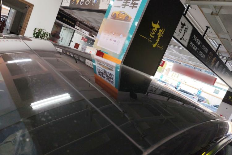 Used Tesla Model Y 2023 Long-Range All-Wheel-Drive Version
