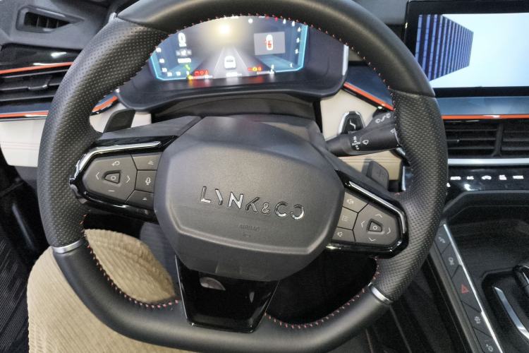 Used Lynk & Co 06 2021 1.5T Shero Pink Special Edition
