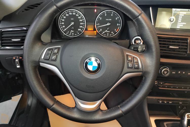 Used BMW X1 2014 sDrive18i Leading Model