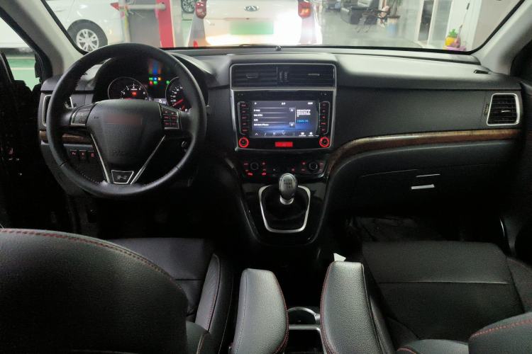 Used Haval H6 2014 Sport Version 1.5T Manual Two-Wheel Drive Elite Edition
