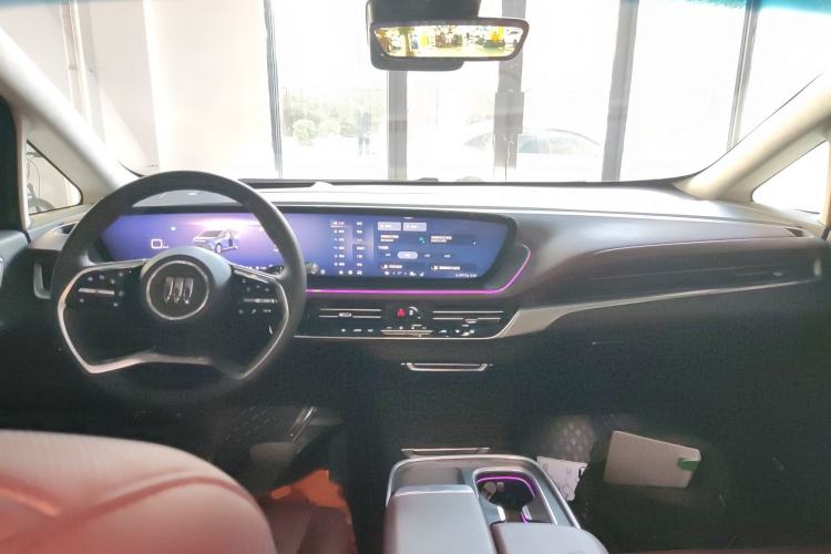 Used Buick Century 2023 2.0T Six-Seater Yinshi Edition
