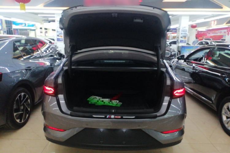 Used BYD Qin PLUS 2025 DM-i Smart Drive 55KM Leading Model