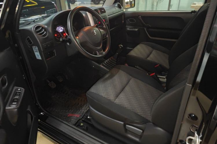 Used Suzuki Jimny 2015 1.3 MT JLX