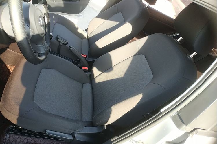 Used Volkswagen Jetta 2015 1.6L Manual Fashion Edition