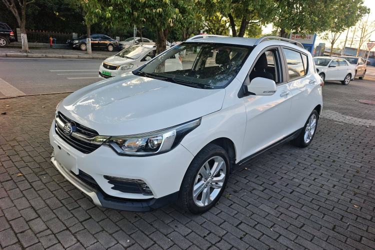 Used FAW Junpai D60 2017 1.5L Manual Entry-Level Model
