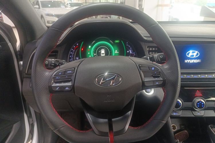 Used Hyundai Elantra 2020 1.4T Dual-Clutch Xuan Dong · Dynamic Version
