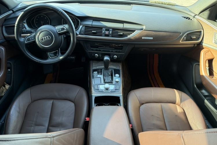 Used Audi A6L 2018 30th Anniversary Edition 45 TFSI quattro Sport model
