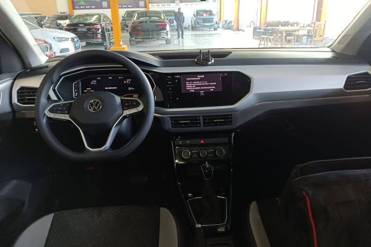 Used Volkswagen Tacqua 2023 200TSI DSG Joy-Connect Edition