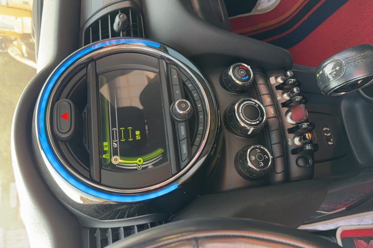 Used  MINI 2016 1.5T COOPER Five-Door Edition
