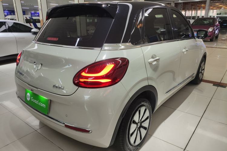 Used Wuling Bingo 2023 333 km Lingxi Connected+ Version
