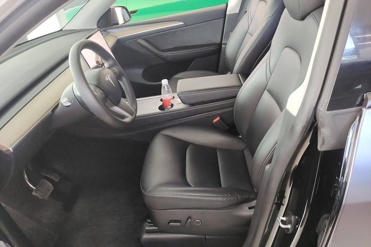 Used Tesla Model Y 2022 Rear-Wheel-Drive Version
