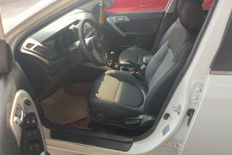 Used Kia Forte 2014 1.6L MT GLS