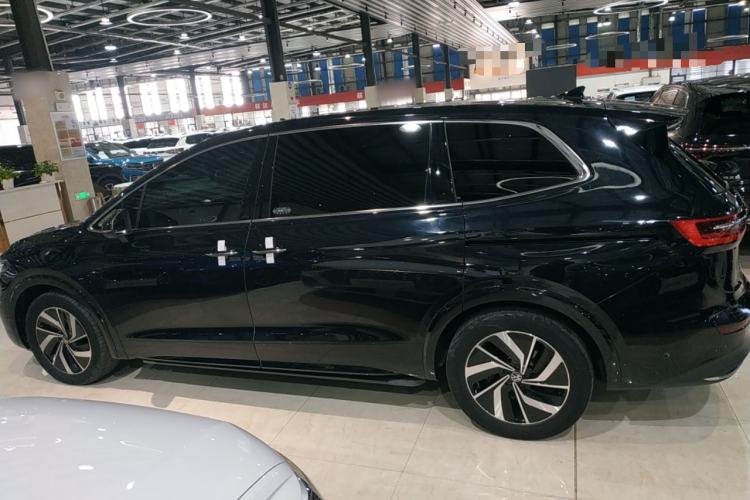 Used Volkswagen Viloran 2023 380TSI Luxury Edition
