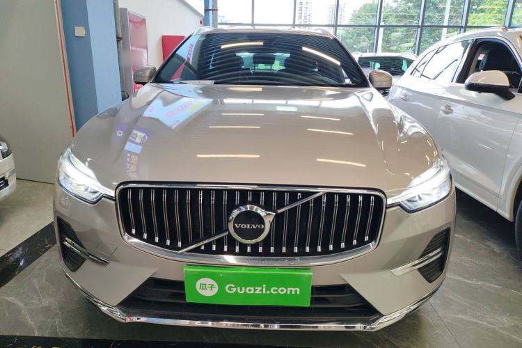 Used Volvo XC60 2024 B5 4x4 Smart Luxury Edition

