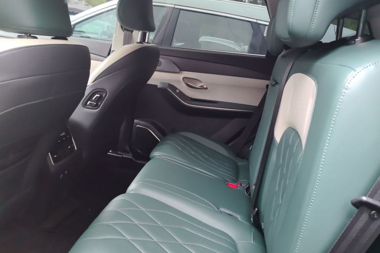 Used JETOUR Shanhai Shanhai L9 2024 1.5TD 2DHT Max 7-Seater
