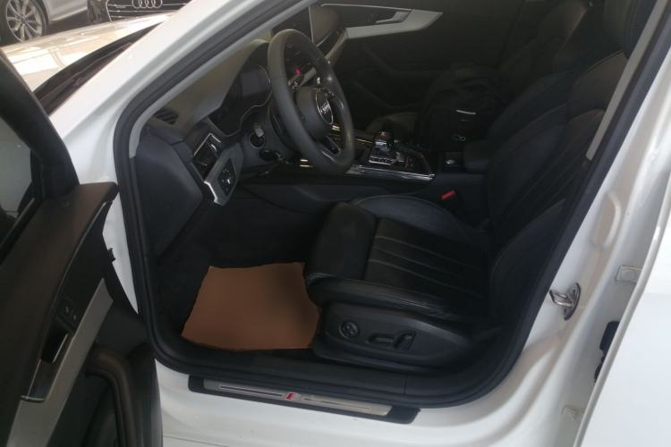 Used Audi A4L 2020 40 TFSI Fashion Dynamic Model
