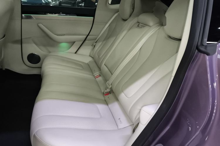 Used Hima Luxeed R7 2025 Range-Extended Version 251 km Max
