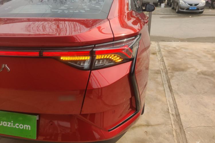 Used Dongfeng Aeolus Yixuan 2020 230T Automatic Cool Track Rider Edition