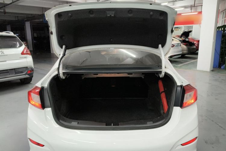 Used Chevrolet Cruze 2018 Redline 320 Automatic Pioneer Edition
