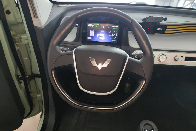 Used Wuling Hongguang MINIEV 2022 Macaron Premium Model – Lithium Iron Phosphate
