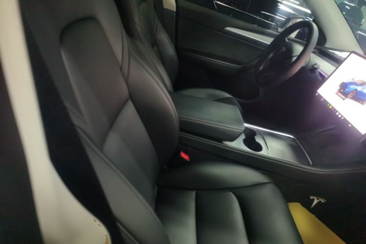 Used Tesla Model Y 2024 Long-Range All-Wheel-Drive Version