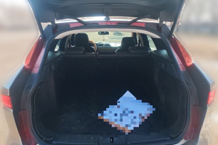 Used Jaguar F-PACE 2016 2.0T Two-Wheel-Drive R-Sport Sport Edition