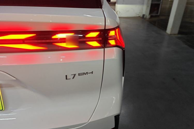 Used Geely Galaxy L7 2025 EM-i 115km Exploration+ Edition
