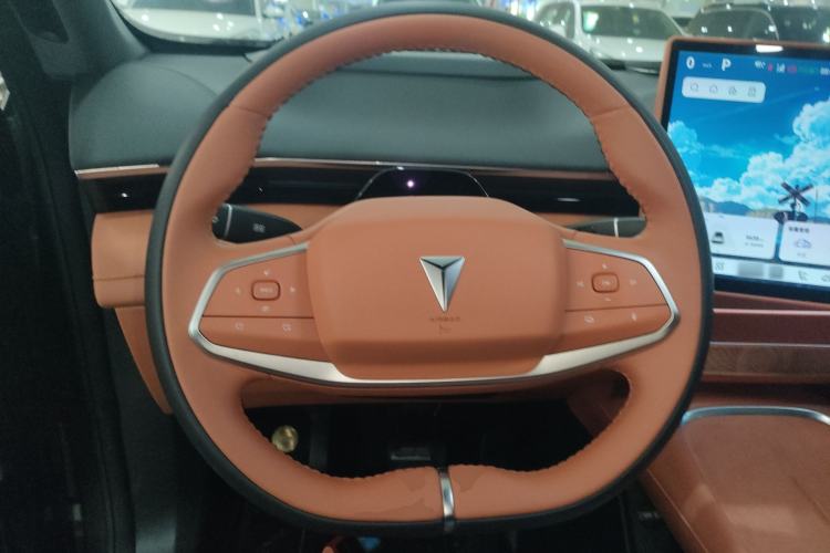 Used  S07 2023 200Max Range-Extended Version