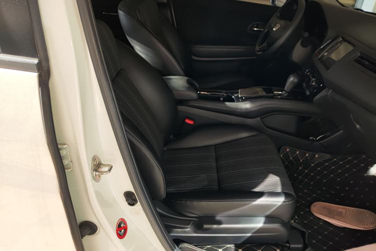 Used Honda Vezel 2017 1.8L CVT Front-Wheel Drive Pioneer Edition