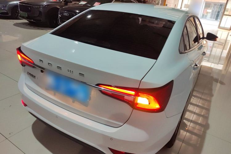 Used Roewe i5 2020 1.5L Automatic 4G Connected Linghao Edition
