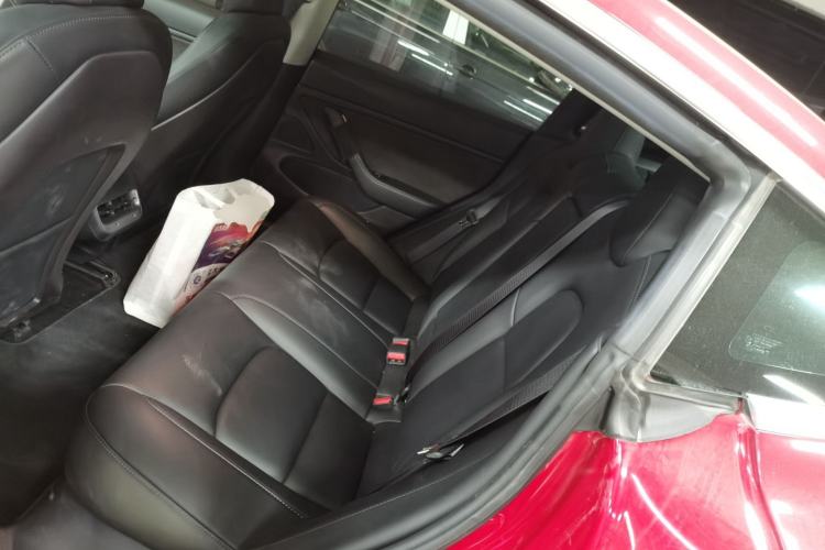 Used Tesla Model 3 2019 Long-Range All-Wheel-Drive Version
