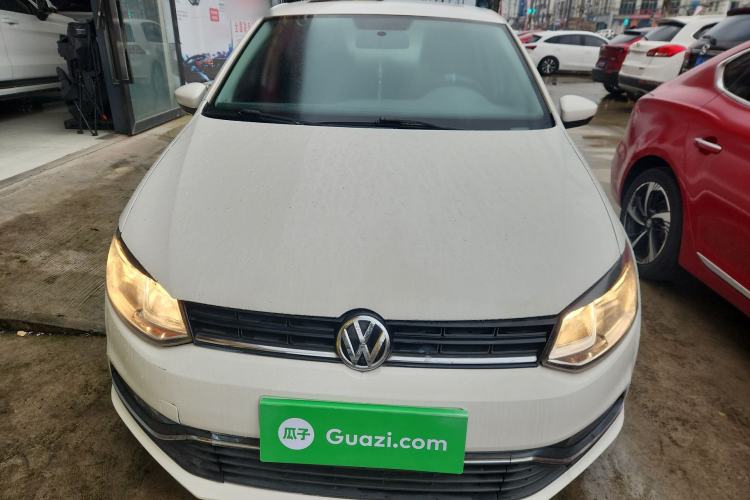Used Volkswagen Polo 2016 1.6L Automatic Comfort Model
