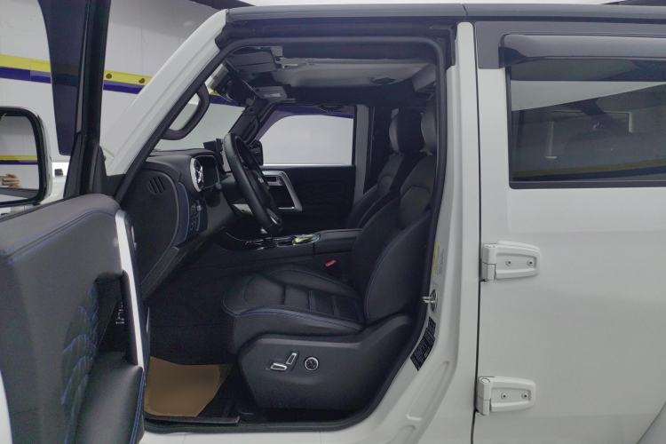 Used Beijing Auto BJ40 2023 2.0D Automatic Four-Wheel Drive Blade Hero Edition Adventurer Type