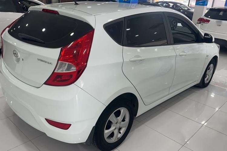 Used Hyundai Verna Ray 2014 1.4L Automatic GLX
