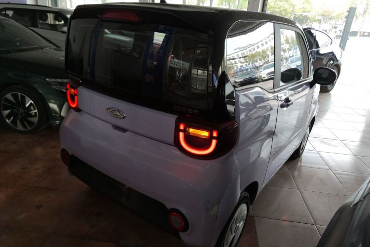 Used Chery QQ Ice Cream 2022 170km Sundae Phosphate Lithium-Ion