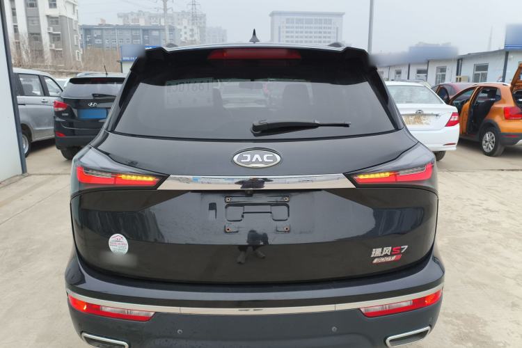 Used  Refine S7 2017 2.0T Automatic Luxury Model