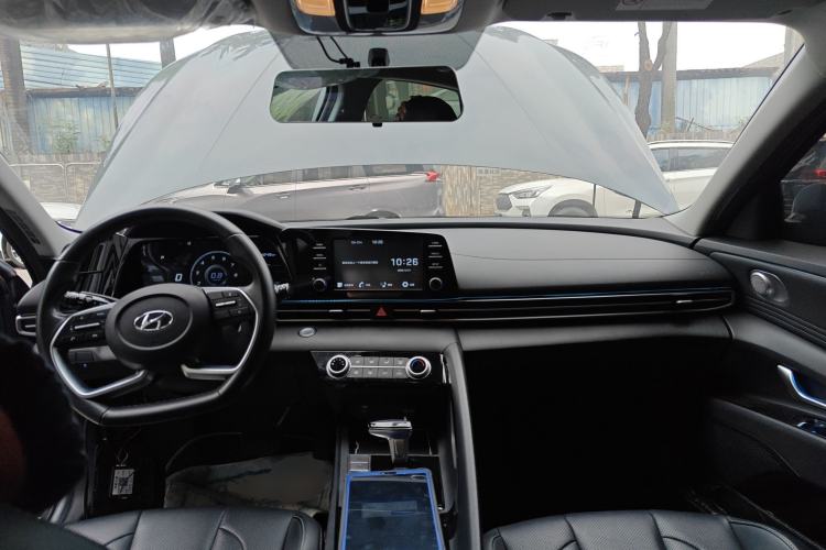 Used Hyundai Elantra 2021 1.5L CVT GLX Elite Edition